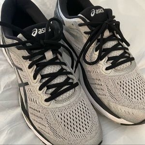 ASICS Gel Kayano 24 Silver Black Mid Grey size 11